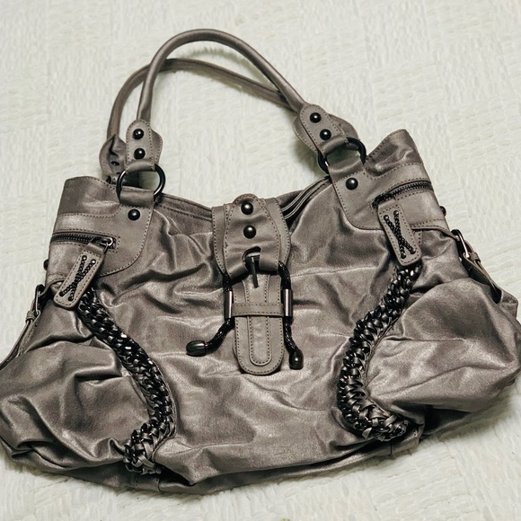 New without tags, Nicole Lee, silver, metallic shoulder bag - Picture 2 of 16